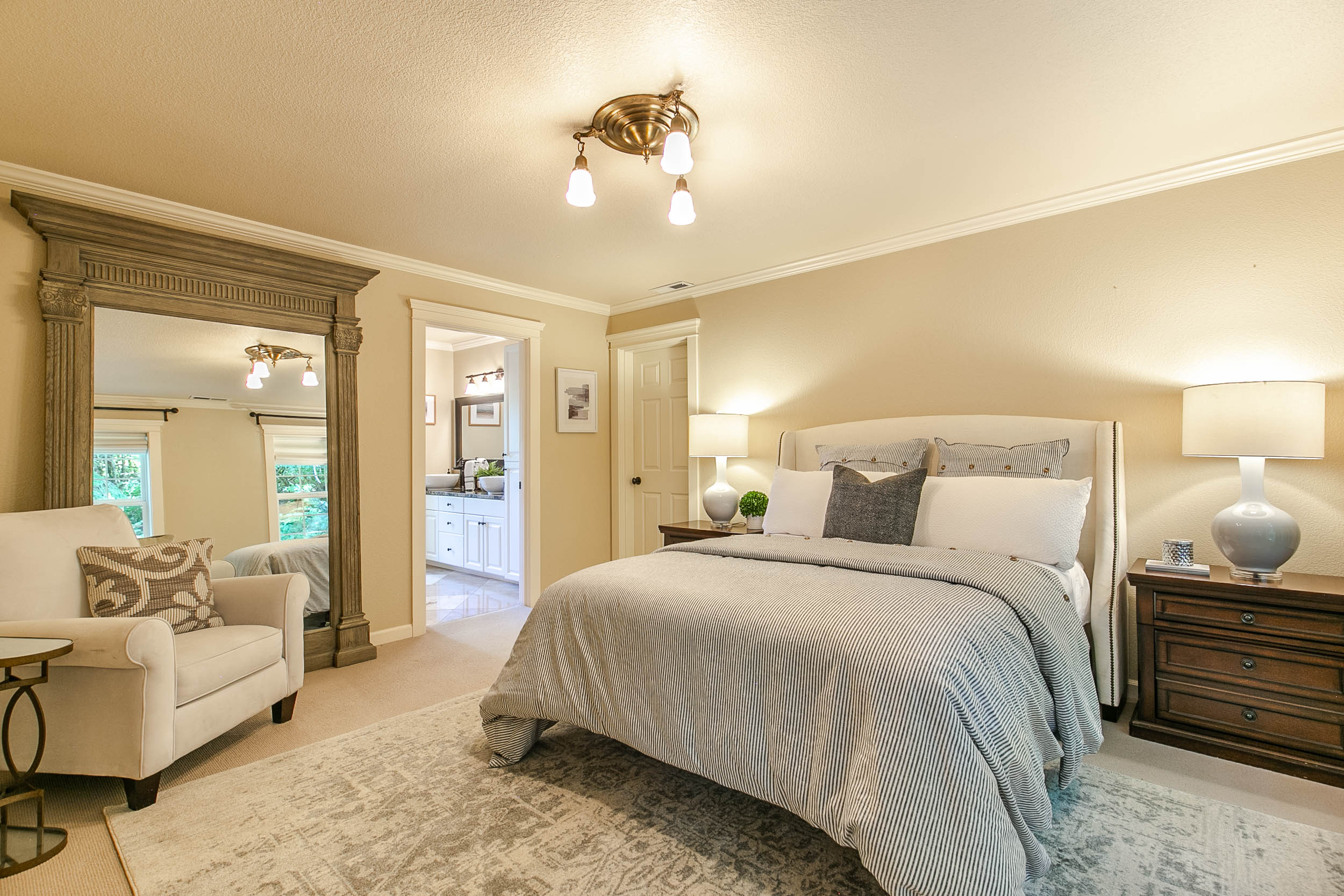 32617 Skyhawk WayEugene, OR 97405