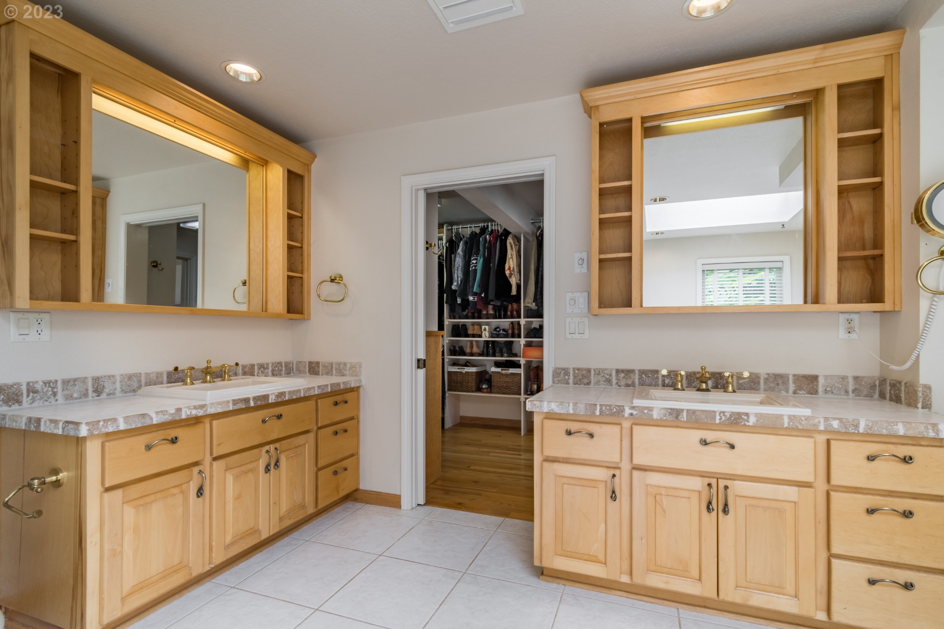 37691 Upper Camp Creek RdSpringfield, OR 97478