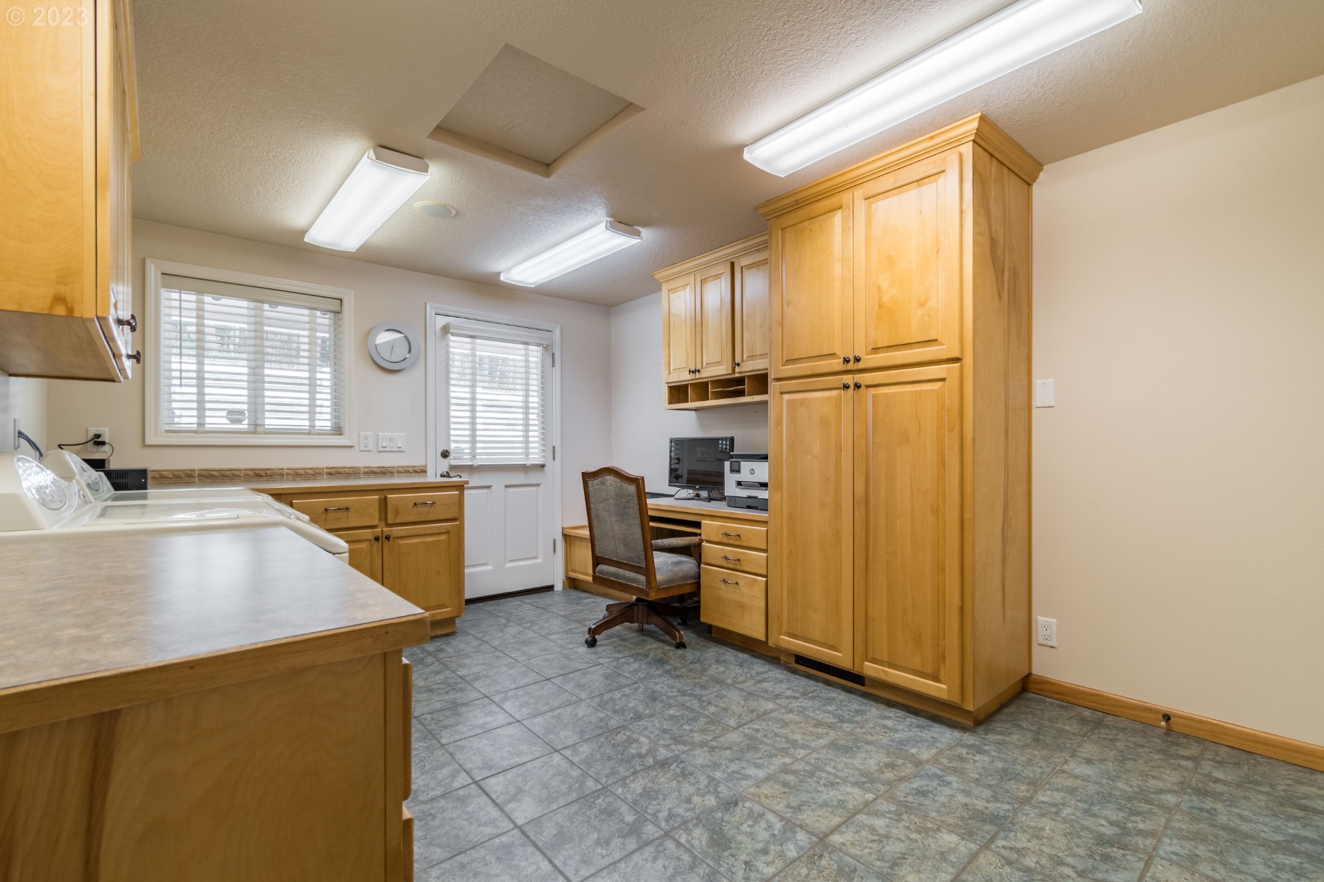 37691 Upper Camp Creek RdSpringfield, OR 97478