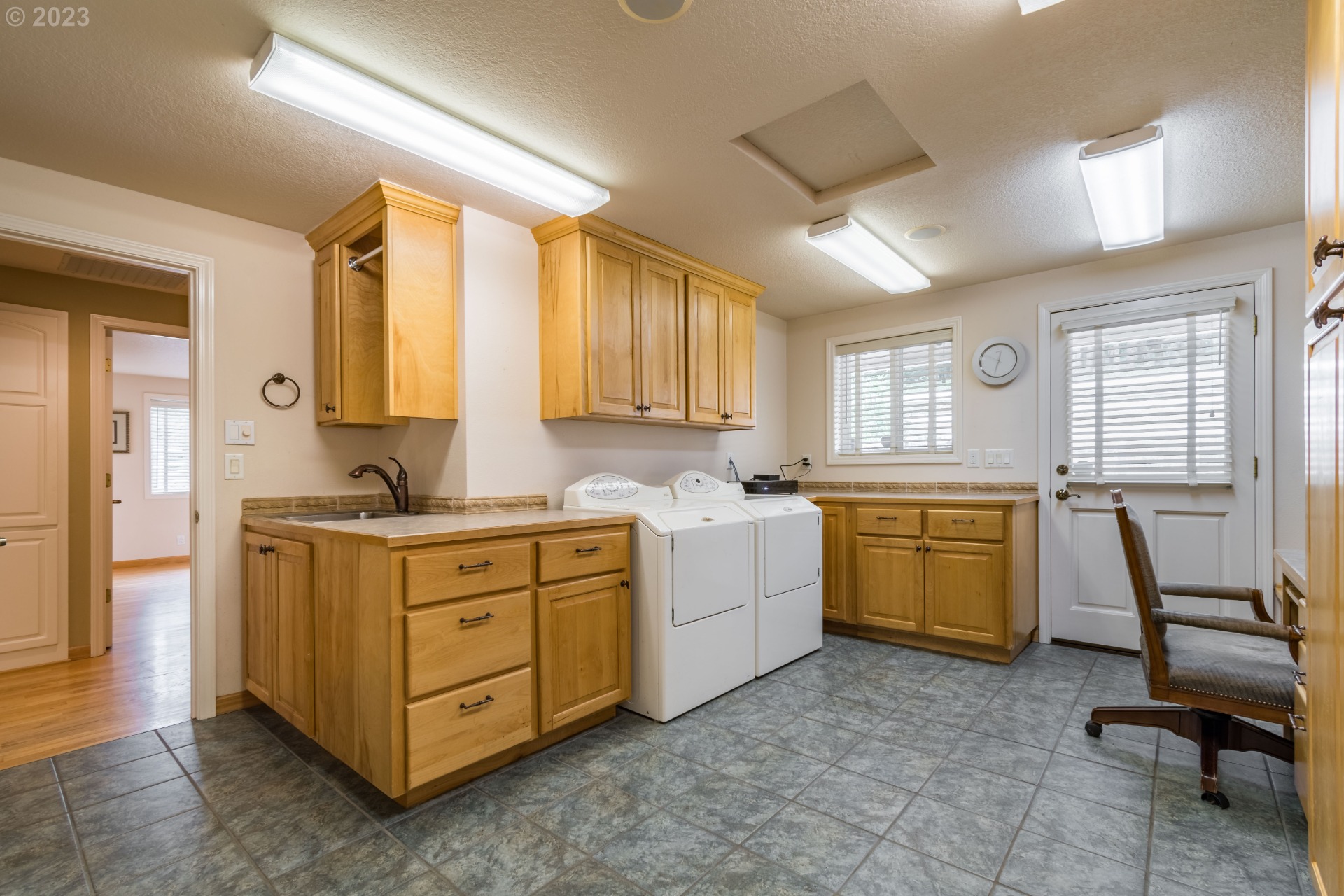 37691 Upper Camp Creek RdSpringfield, OR 97478