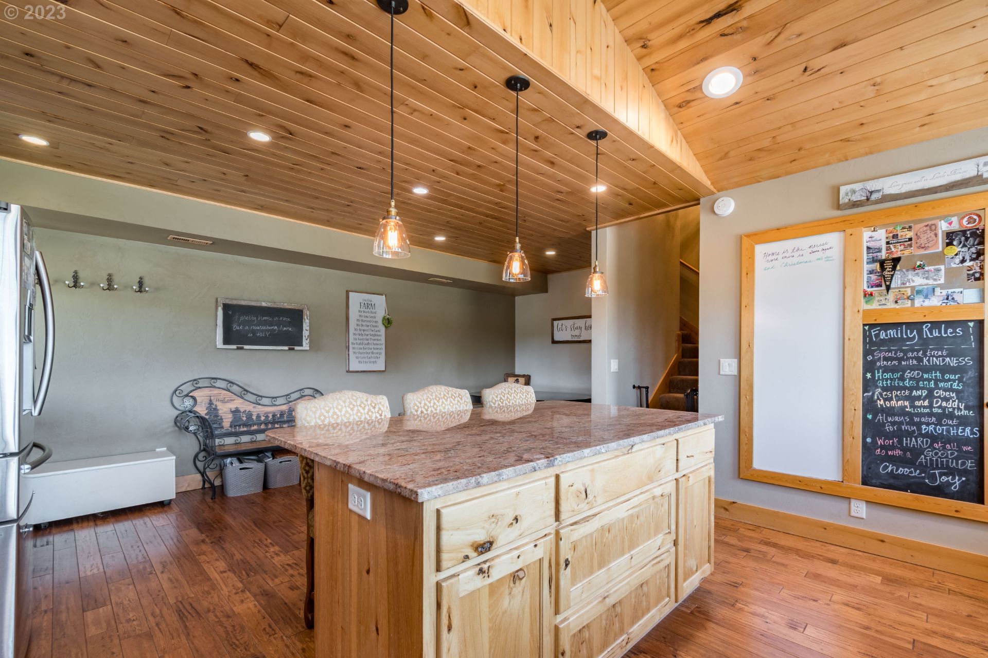 37691 Upper Camp Creek RdSpringfield, OR 97478
